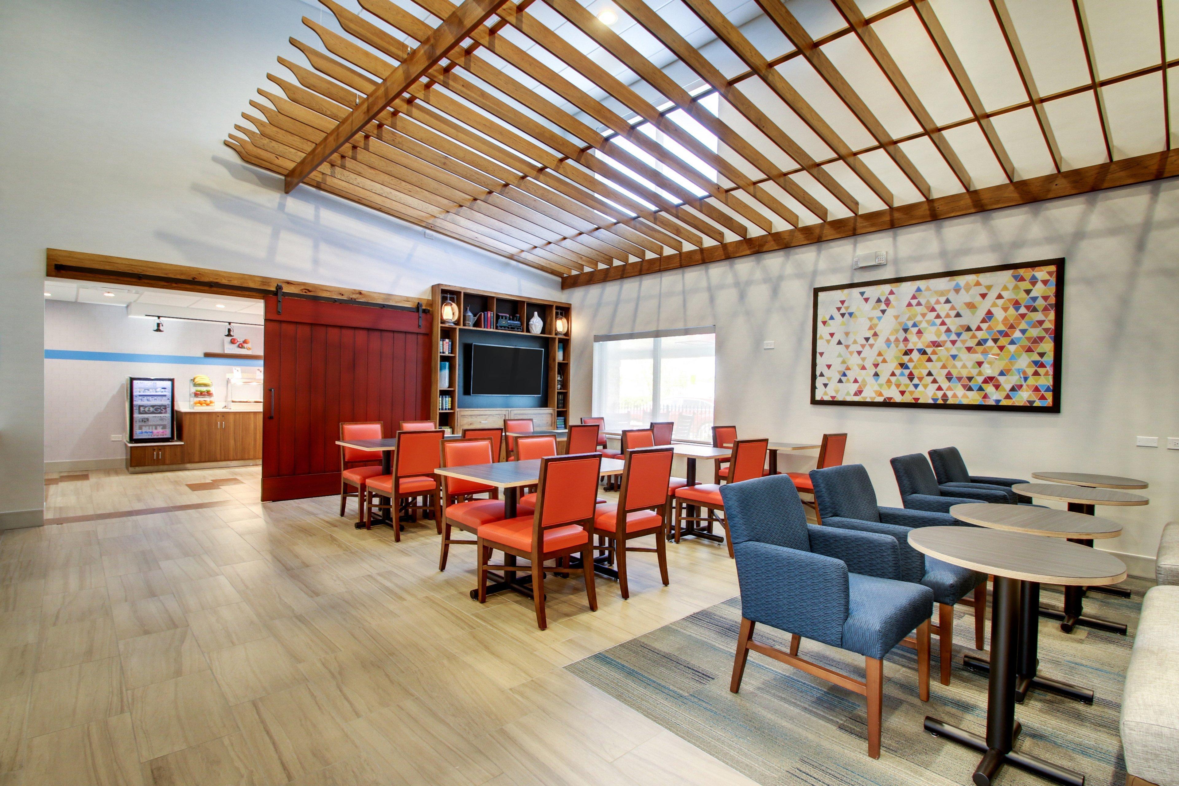 Holiday Inn Express & Suites Aurora - Naperville By Ihg Exteriér fotografie