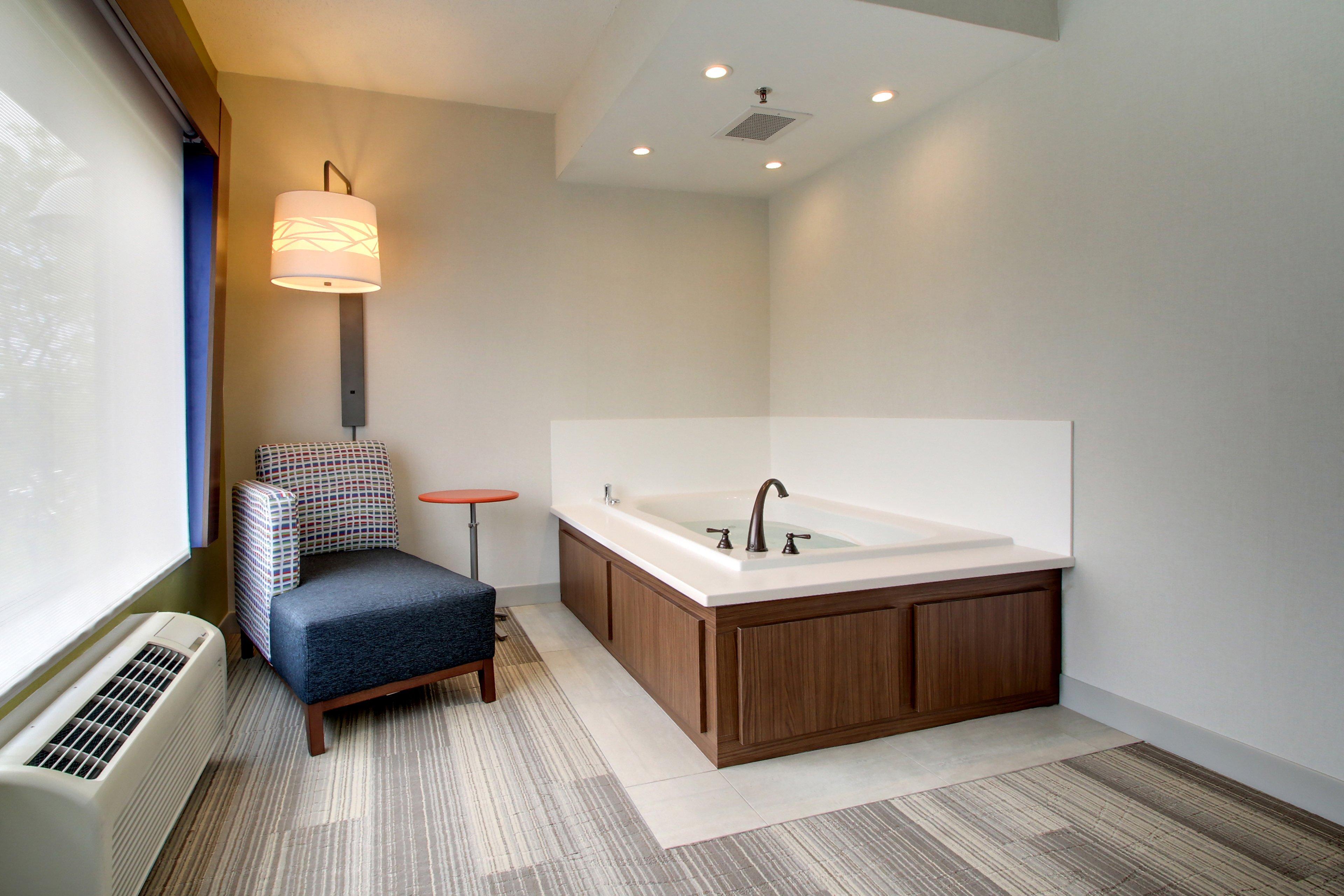 Holiday Inn Express & Suites Aurora - Naperville By Ihg Exteriér fotografie